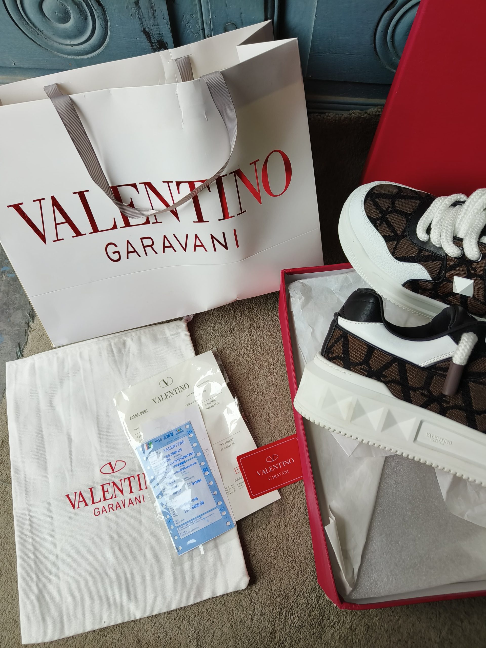 FIRST COPY Valentino Sneakers - Image 2