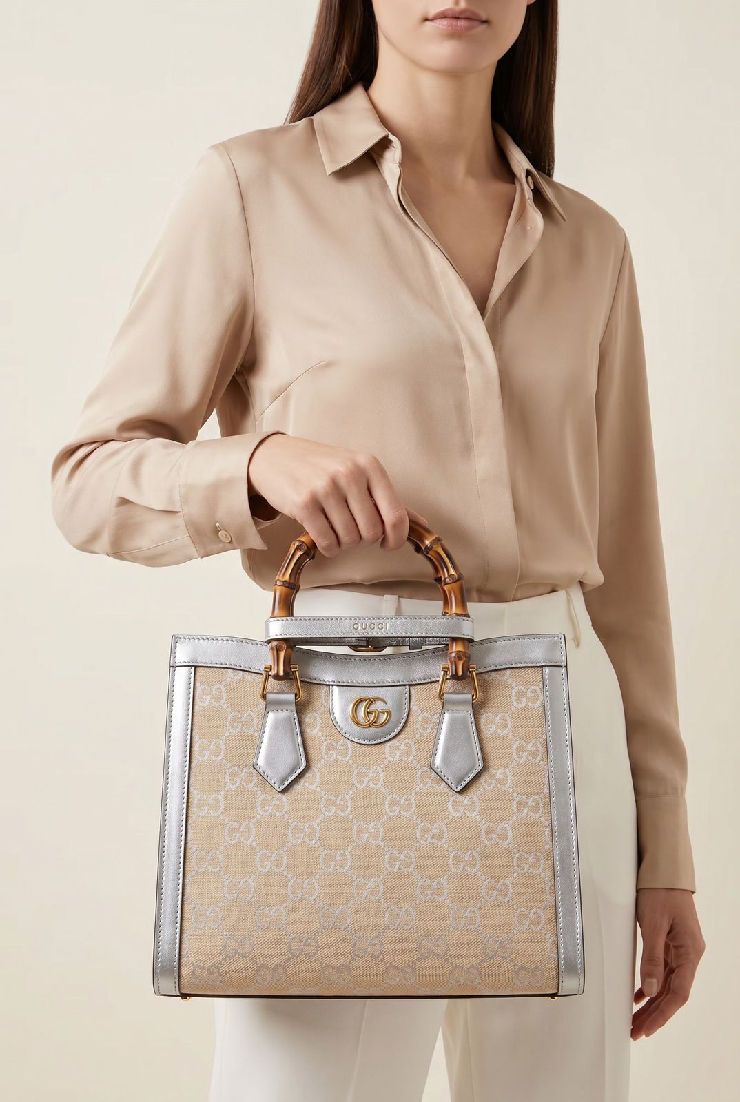 Gucci Diana Large Tote Bag GG Canvas Silver Trim Leather First Copy | 12@ AAA+ Replica - Image 2