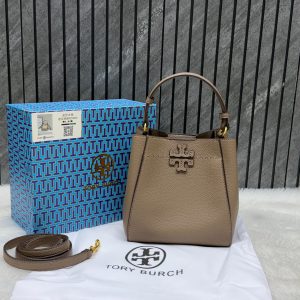 Tory Burch McGraw Bucket Bag Grey