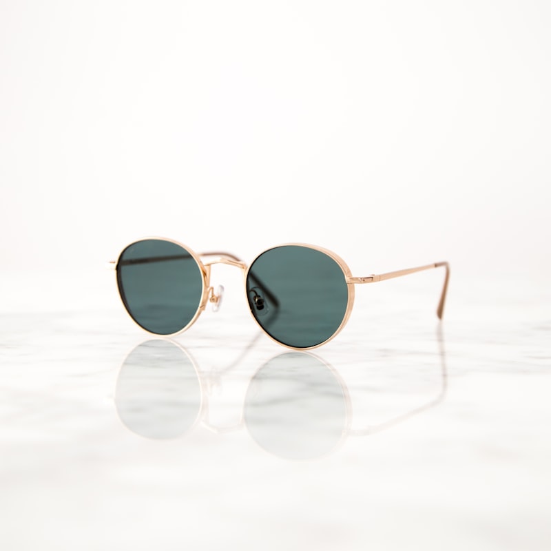 First Copy Sunglasses and Premium Replica Eyewear India