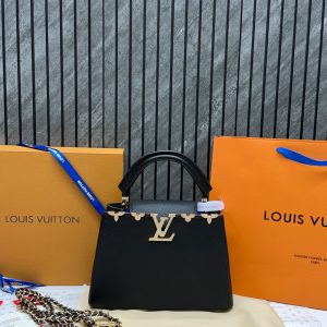 Louis Vuitton Capucines Medium Handbag In Black First Copy