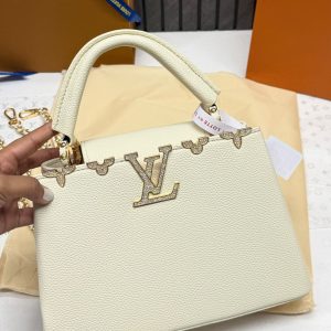 Louis Vuitton Capucines Medium Handbag In White First Copy