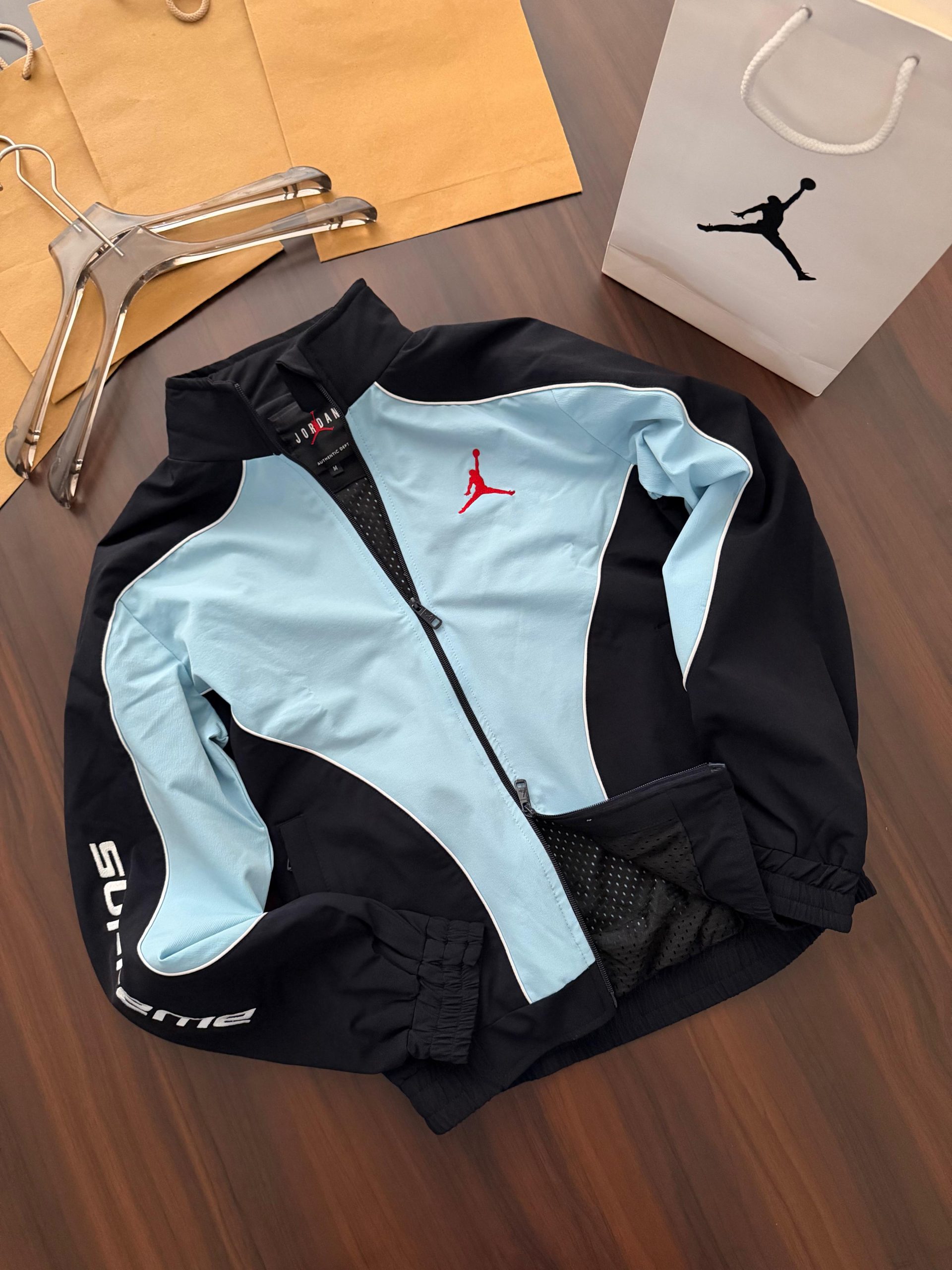 First Copy Jordan Supreme Windbreaker Lining