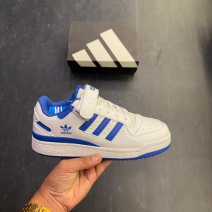 First Copy Adidas Originals Forum Low 84 Shoes in White and Royal Blue