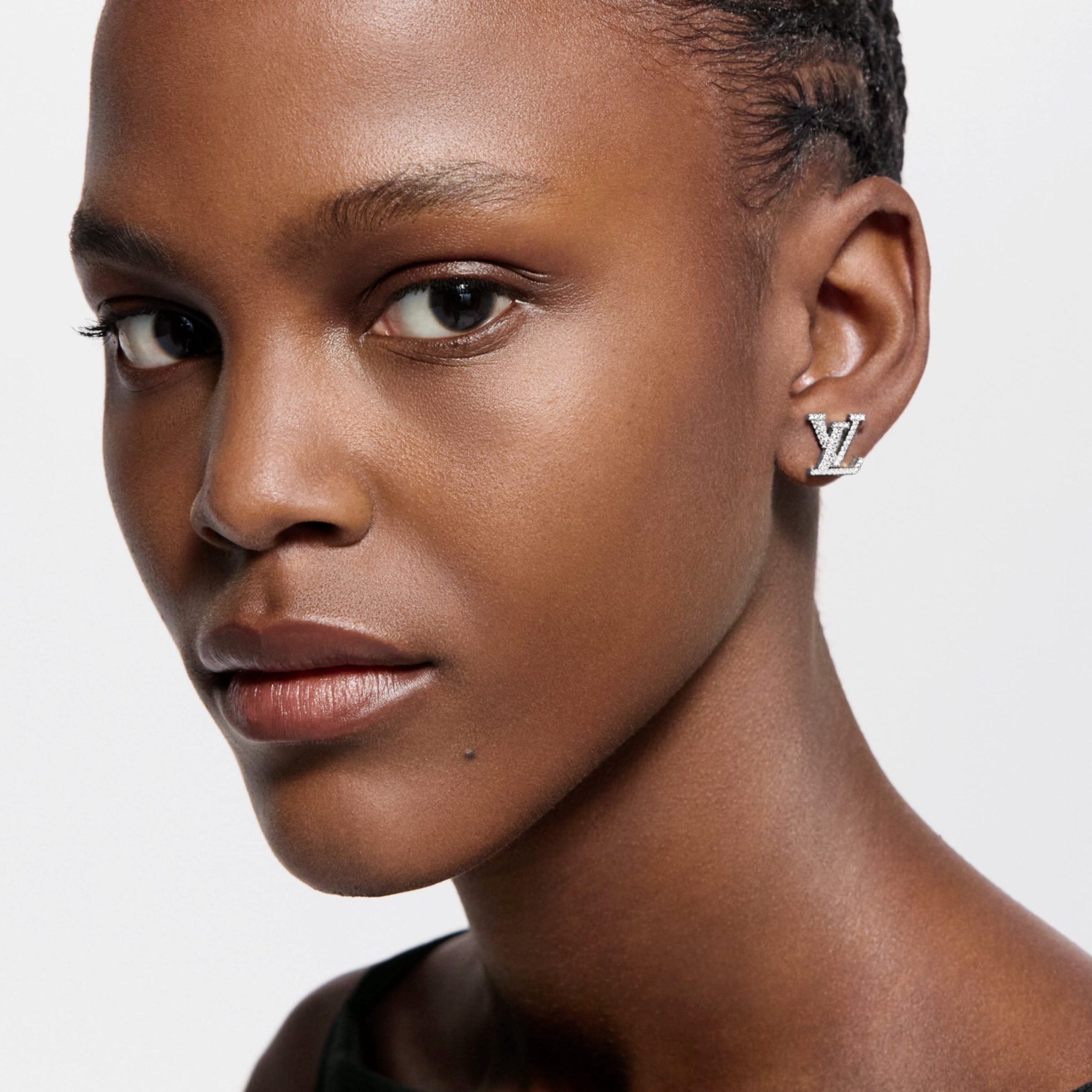 First Copy Louis Vuitton LV Iconic Crystal Stud Earrings in Silver