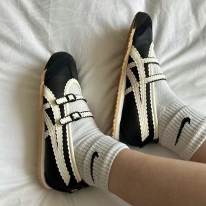First Copy Onitsuka Tiger Mexico 66 Ballet Mary Jane Flats Black Cream On Feet