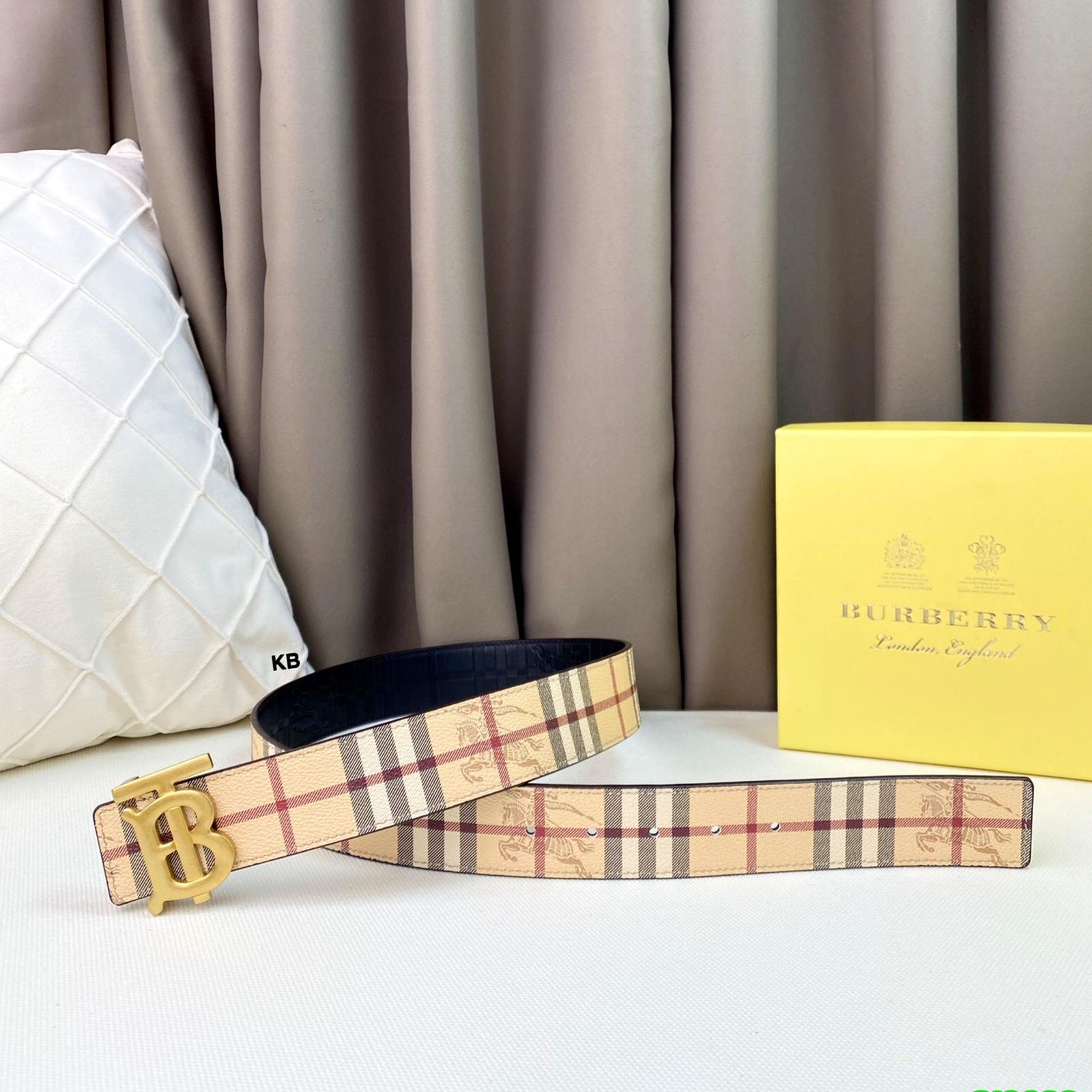 First Copy Burberry Reversible Belt Front View