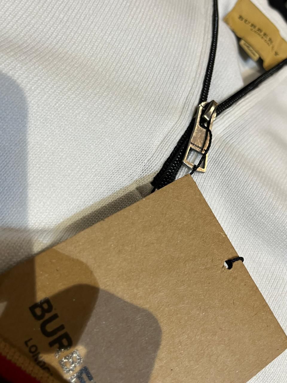 First Copy Burberry Half Zip Knitted Sweaters Self Knit Fabric