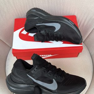 First Copy Nike Air Zoom Vomero 15 Cushioned Running Shoes - Image 1