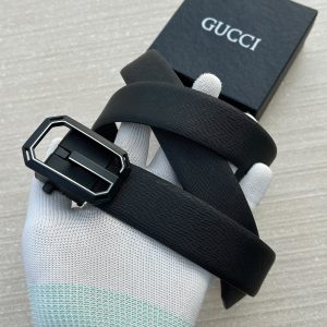 First Copy Gucci Reversible Auto-Lock 35mm Leather Belt for Men - View 1