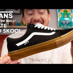 First Copy Golden Goose True Star Sneakers Pair Front