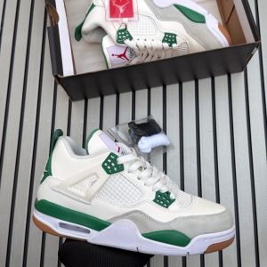 First Copy Nike Air Jordan 4 Retro Sneakers