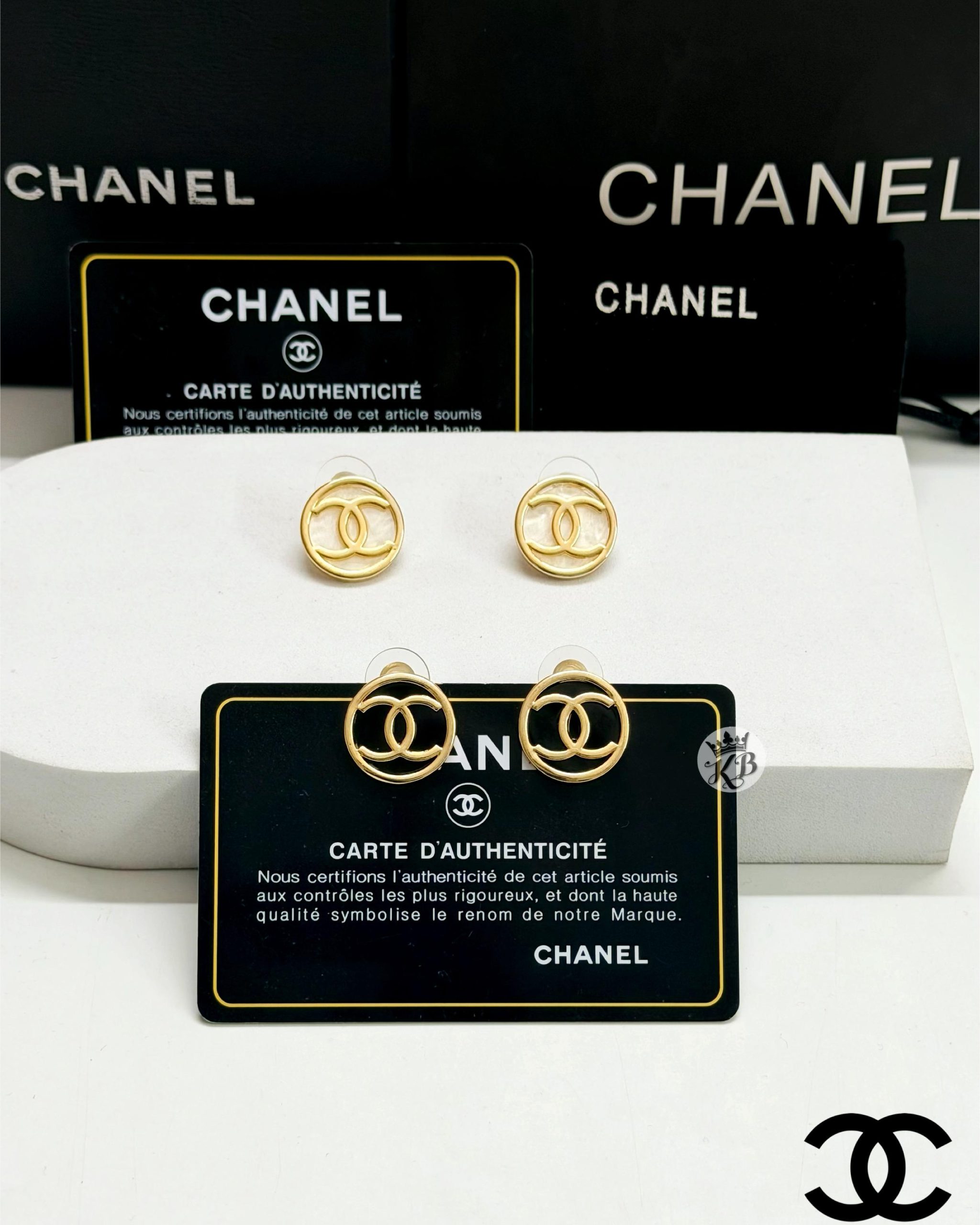 First Copy Chanel Cc Circle Initial Earring