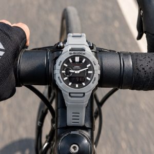First Copy Fossil Analog Watch Featuring Sophisticated Deep-Blue Dial