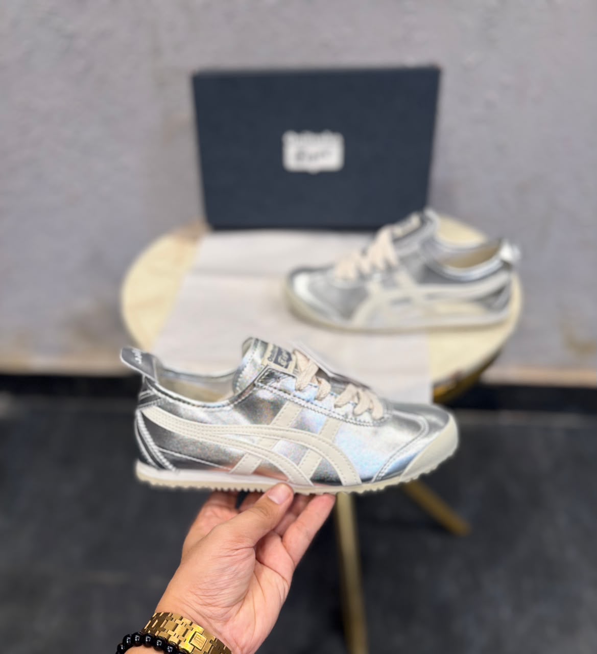 First Copy Onitsuka Tiger Mexico 66 Classic Silver Stripes Sneakers view 4